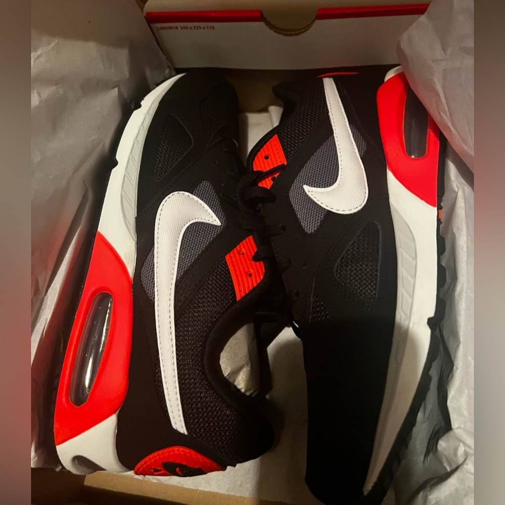 Brand New Nike Air Max
